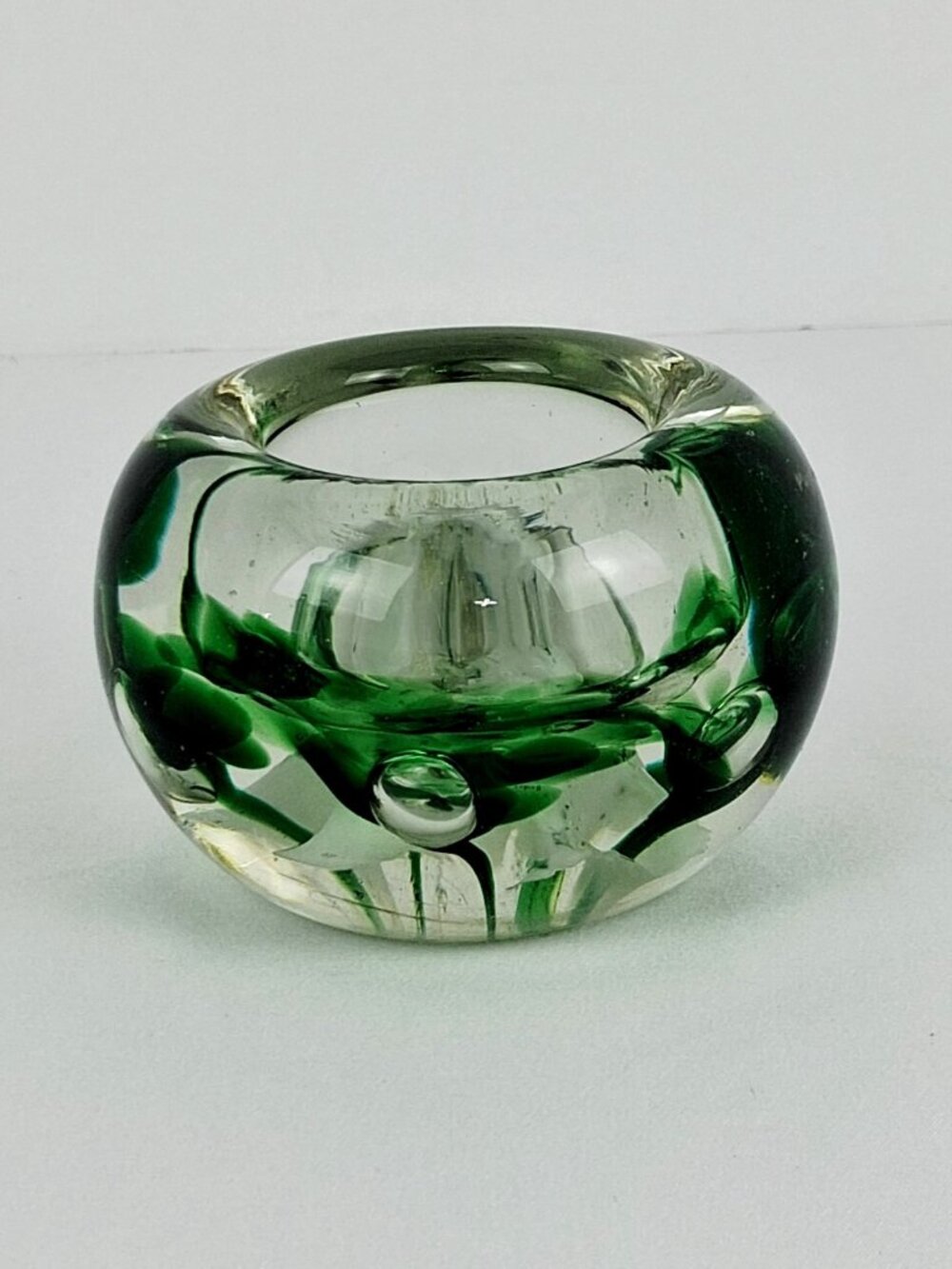 VTG Green Swirl Bubble Art Clear Glass 1 lb Paperweight Ashtray Trinket Dish - Picture 6 of 6